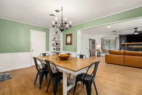 Katie's Place-Newly Renovated - Image 5