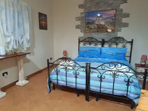 Studio apartment in the city center - Image 3