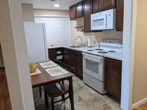 Quiet Apt near Lexington and Buena Vista - Image 5