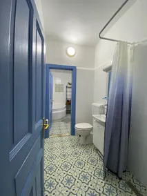 Kék Rigó Guesthouse with Tub Bath - Image 5