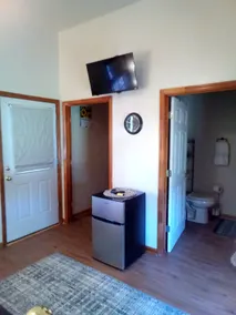Peaceful Escape: Cozy Living - Image 4