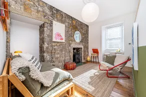 Funky Studio By The Beach - Image 2