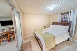 Your Island Home Apt - Image 4