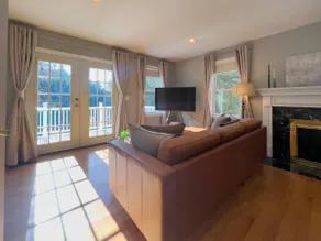 Serenity Haven - A Modern Retreat - Image 5