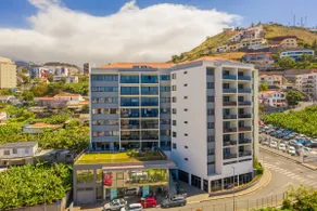 Funchal Ocean View, Terrace, Garden & Jacuzzi - Image 3