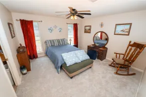 Picturesque Pet Friendly Haven - Image 3