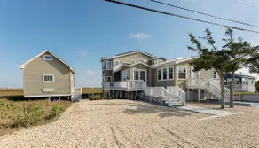 Bayview Oasis: Delaware Bay Sunsets, Sleeps 13 - Image 5