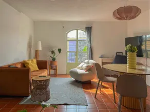Spacious 3 bedroom one street pyramid - Image 2