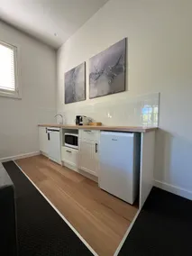Oaklands Apartment 27 - Image 3