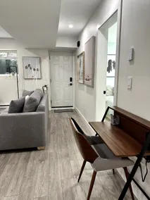 Private Suite in New Westminster, BC - Image 3