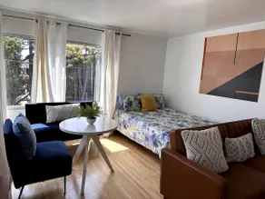 Charming Beach Retreat - Image 2