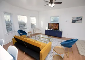 Spacious Downtown Gem w/ Parking - Image 3