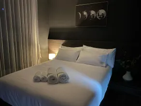 Modern luxury Apartment in chatuchak - Image 2