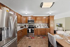 Large Spacious Home: Close to Hyco and Mayo Lake - Image 3