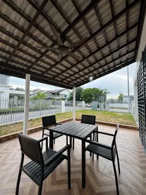 Sungai Long Guesthouse - Image 2