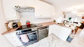 Charming Family Condo - Image 5