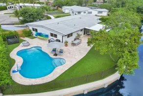 Waterfront Miami Oasis w/ Kayaks | Heated Pool - Image 2