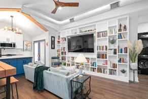 Near Midtown & Stadium | King Bed, Pets Welcome - Image 2