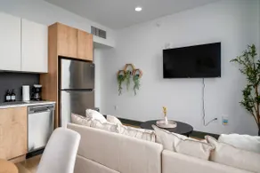 Highrise Views in Heart of City l Gym + Rooftop! - Image 4