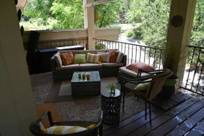 Treehouse for year-round getaway! - Image 4
