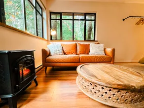 Mossy Creekside Cottage - Image 3