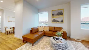 Deckhouse: Luxury Living - Image 3