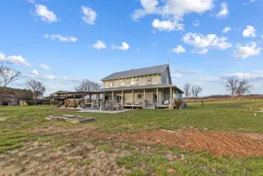 Modern Barndominium. 5 BR. Sauna. Firepit. 11 acre - Image 2