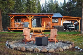 Amazing Private Lake Hideaway with hot tub & canoe - Image 2