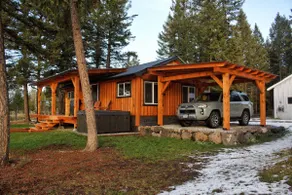 Amazing Private Lake Hideaway with hot tub & canoe - Image 3