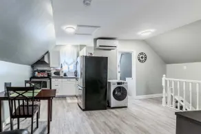 1 Bed 1 Bath Self Contained! - Image 4