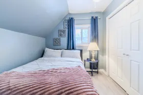 1 Bed 1 Bath Self Contained! - Image 5