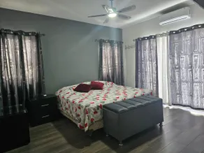 House in Santiago, Valle Dorado - Image 4