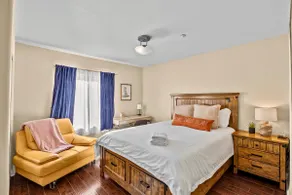 3 Bed Townhome nr Caltech | Garage & Free Wi-Fi - Image 3