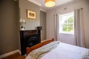 Blue Stone Cottage 86 orchard street Taralga - Image 4