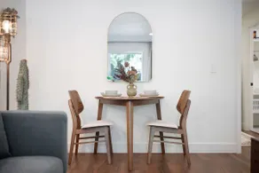 Stylish Garden-Level Apt. Lux Bedding & Quiet St! - Image 4