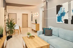 Circle Luxury Apartment by BiΝoΒi! - Image 2