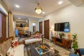 4BR Hidden Gem Near Kasauli | Meals, Views & More - Image 4