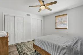 3BR 2B Retreat - Walk to town - Image 3