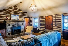Lake View * Watkins Glen * Authentic Log Cabin - Image 5