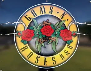 Gums N' Roses B&B - Image 2