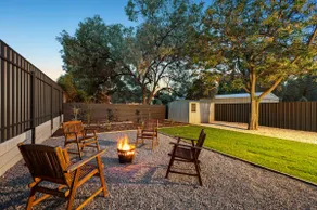 Cally's Lake House | Pet Friendly with Lake Views - Image 3