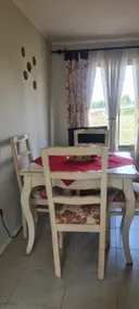 House in the Club El Tebo area, Wi-Fi, train station. Free. - Image 3