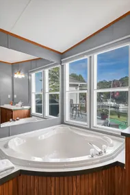 Plum Beautiful | 3 Kings & Hot Tub on Lake Murray - Image 5