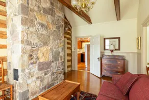 3 min to Springs, Rustic, Walk to Dinner! - Image 5