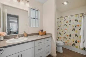 Charming Condo Near Irvine & South Coast + Parking - Image 4