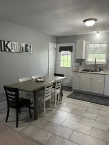 Lakeview - Image 3