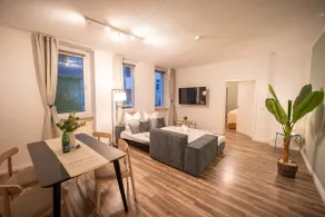 RR | Spacious Apt_2-67 m²| Parking | Central - Image 2