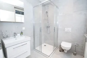 Modern Studio central location - Image 4