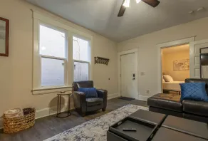 West Walnut Retreat - Image 4