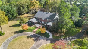 Historic Manor w/ Chef's Kitchen | Horse-Friendly - Image 3